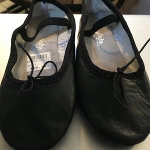 Spotlights Girls Black Leather Ballet Slippers Size 11